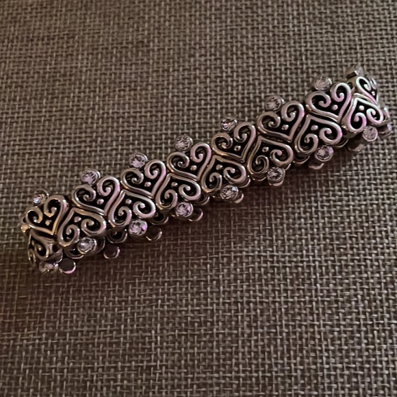 Heart Stretch Bracelet - Picture 6 of 10